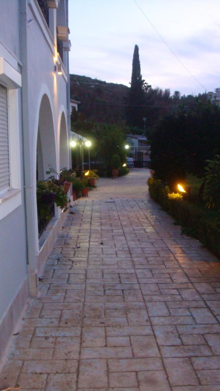 Delphin Rooms Sivota Extérieur photo